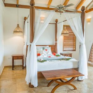 Villa Beach Front